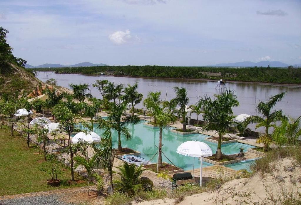River Ray Estates Resort Loc An Екстер'єр фото