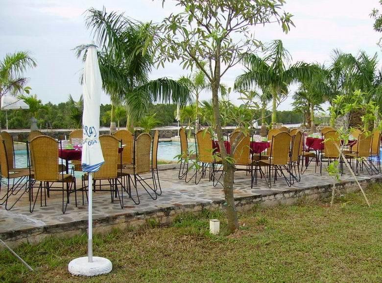 River Ray Estates Resort Loc An Екстер'єр фото